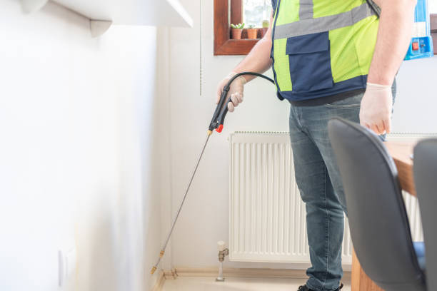Best Exterminator Services  in Cutlerville, MI